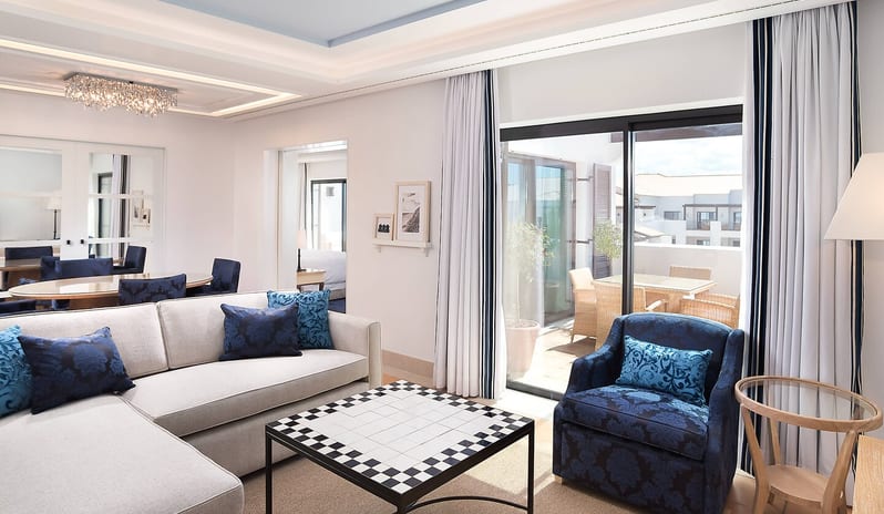 PINE CLIFF - NEPTUNE SUITE LIVING ROOM